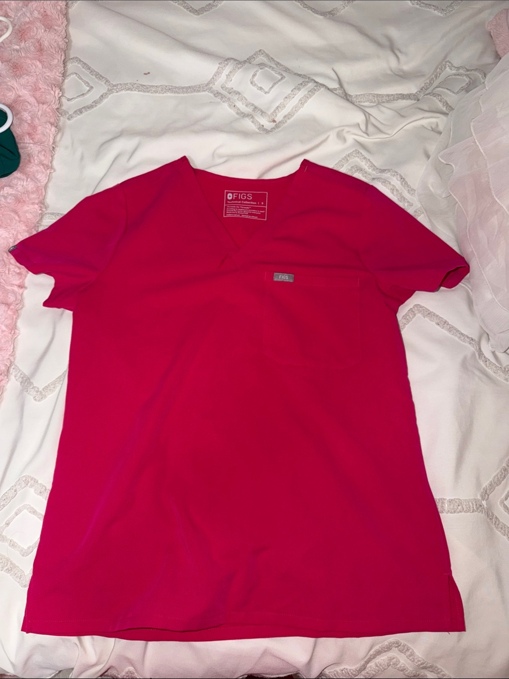 hot pink figs scrub set